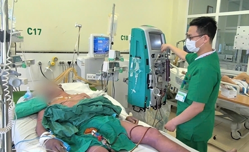 an long lon nguoi dan ong nguy kich vi hoai tu toan than